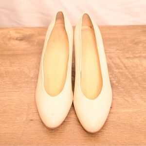 Stuart Weitzman White Ivory Women's  Heels